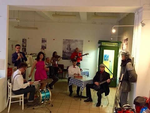 Makabunda & Katarzyna Pakosińska -  Roztańczone Nogi