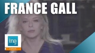France Gall &quot;Papillon de nuit&quot; | Archive INA