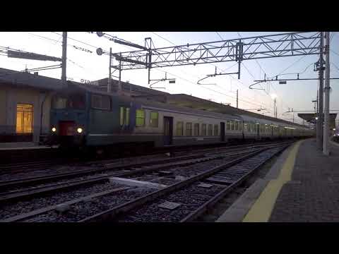 E464 076+5 MDVC Trenord e XMPR+pilota piano ribassato 1965 - Monza - 12/12/2014