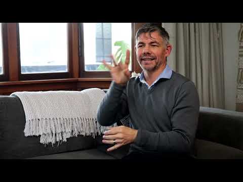 How to Sign New Zealand in NZSL