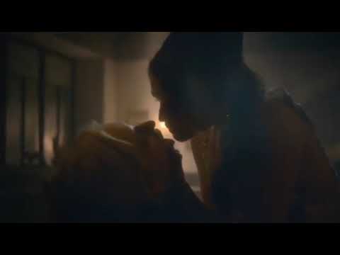 Hache: Season 2 / Kiss Scene — Helena and Marie (Adriana Ugarte and Cyrielle Debreuil)