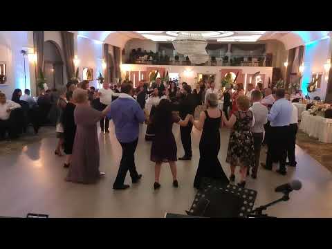 Nunta Mioveni 2022 cu Formatia MODERN - tel:0741068162 / 0766751805