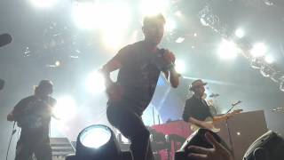 Dierks Bentley: &quot;Am I The Only One&quot; &amp; &quot;5-1-5-0&quot;