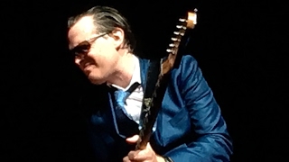 Joe Bonamassa plays Song Of Yesterday | Ziggo Dome Amsterdam | 4-29-2017