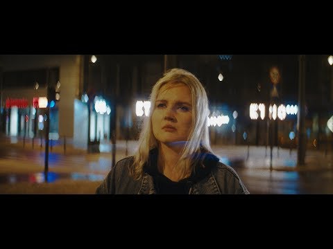 Tricky - Makes Me Wonder feat. Marta