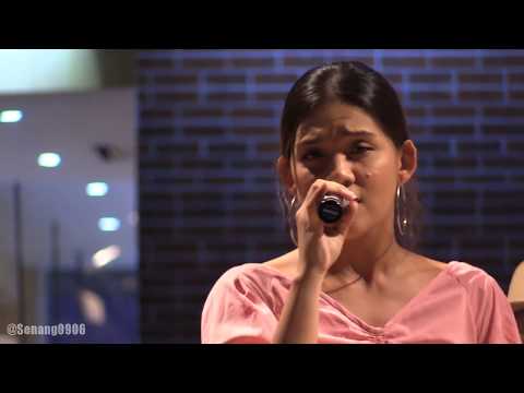 Jordy Waelauruw ft. Bayu Risa & Monita Tahalea - New Day @ JJF 2018 [HD]