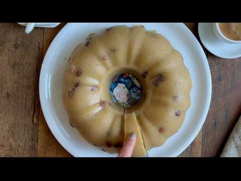 Greek halva with raisins and orange blossom water