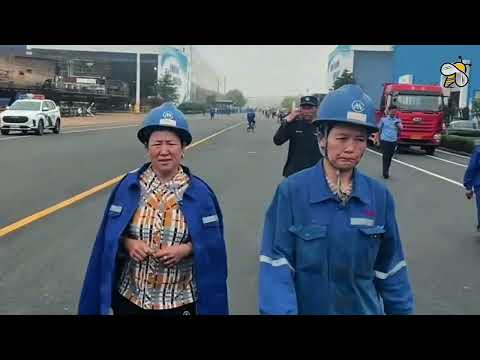 6月19日，山东青岛招商工业青岛造船厂工人罢工，讨要工资。