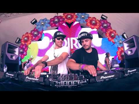 2Dirty live at Tomorrowland 2013 - Cafeina stage