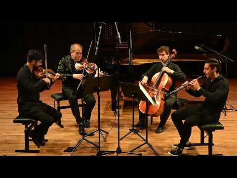 Mozart Oboe Quartet K370 David Dinu, Bogdan Bozovic, Michel Camille, Pau Codina