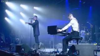 Hurts- Verona ( T in The Park)