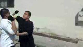 Slap boxing stoped by cop