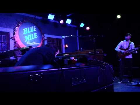 Robert Walter Trio featuring Simon Lott and Chris Alford playing 'Miles'﻿