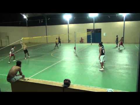 PETECA FELIX - GÉ E PÉ X MARQUIN E POTCHE.