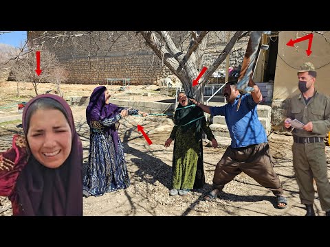 Tying the first wife to a tree and fighting against her with the second wife to search for shokofe