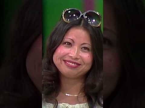 Bob Barker Tries to Speak Japanese During a Game of 3 STRIKES! The Price Is Right 1982 #Shorts