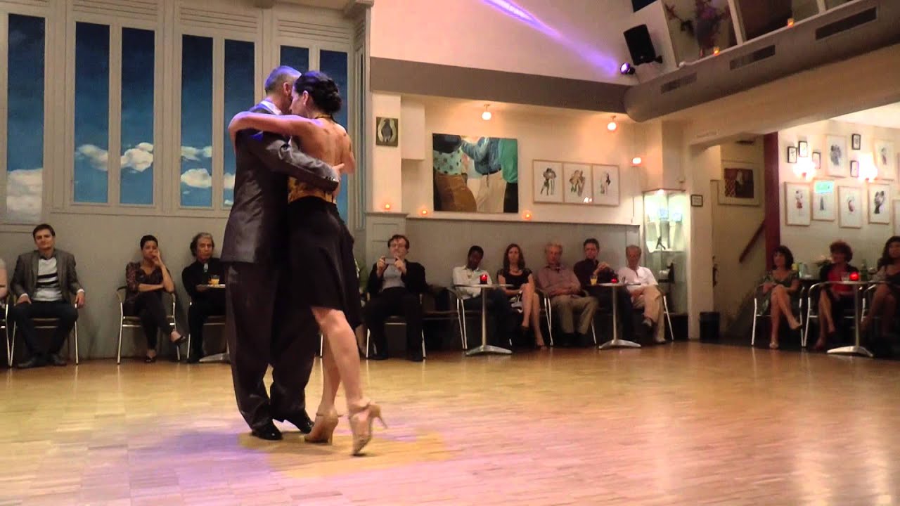 Fatima Vitale & Yerpun Castro in tangosalon de Plantage (2) "La Punalada" J.d'Arienzo