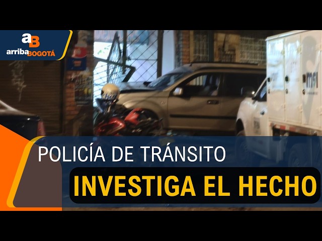 Camioneta se estrelló contra un local comercial en el barrio Aures II. 