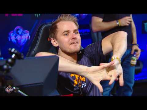 PGL Major Kraków 2017 | Group Stage | Day 3 | Fnatic vs Astralis