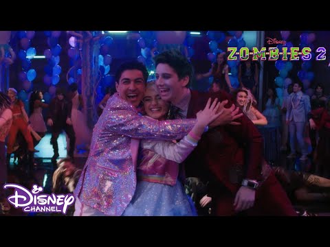 ZOMBIES 2 | One For All | Disney Channel Danmark