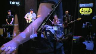 Metronomy - Corinne (Bing Lounge)