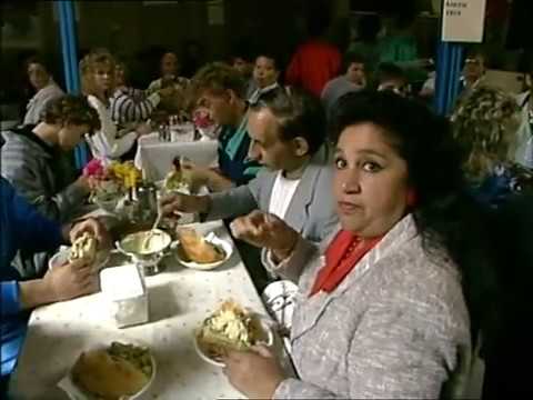 İlhan Karaçay, Türklerin ağırlıklı olduğu ünlü BEVERWIJK PAZARI'nda. Hollanda (1983)