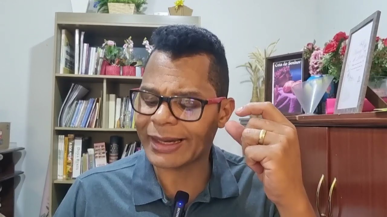 O Senhor Jesus,  carregou todas as nossas doenças e enfermidades, pela suas  pisaduras fomos curados