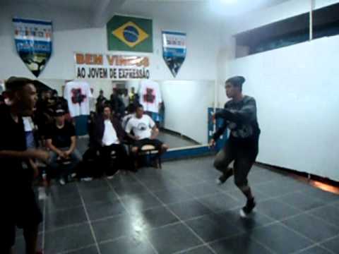 Quinta fight 6:Perna (DF Zulu) vs  BadFreeze (Floor Riders)