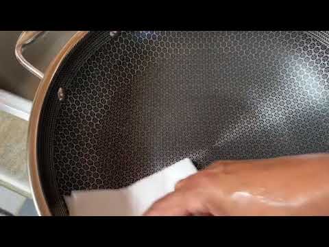 How To Season HexClad Cookware For The First Time
