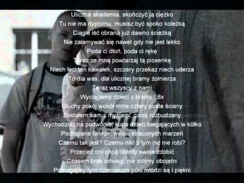 NPWM - Wyciągamy dzieci z bramy