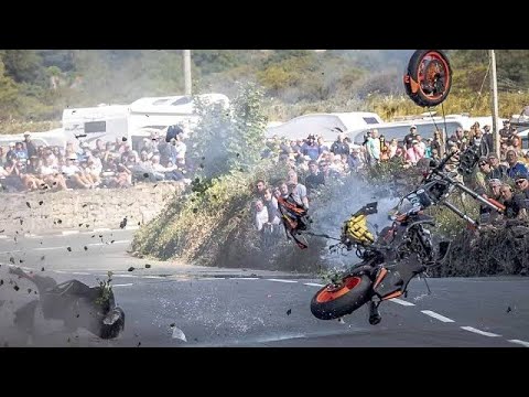 peter hickman crash: peter hickman crash video | isle of man tt 2025 crash | peter hickman