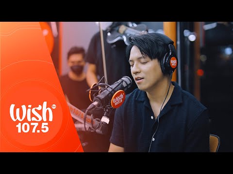 TJ Monterde performs “Walong Bilyon” LIVE on Wish 107.5 Bus