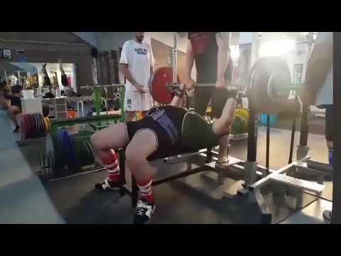 Mark Monti allenamento 185kg veloci nella palestra di Rimini.