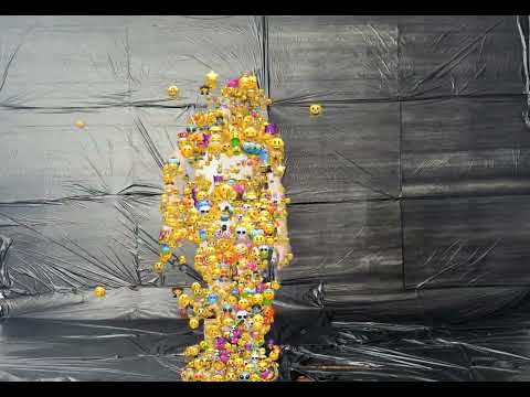 InFlux performance still (video frame).