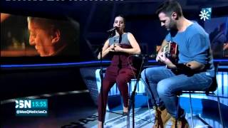 Roko cantando Luz en Mas que noticias Canal Sur