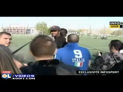 Accrochage entre Aly Cissokho et un supporter