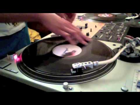 GLOBAL SKRATCH LEAGUE - FIXTURE 8 - HOME: DJ Funkmeista vs AWAY: DJ Endless