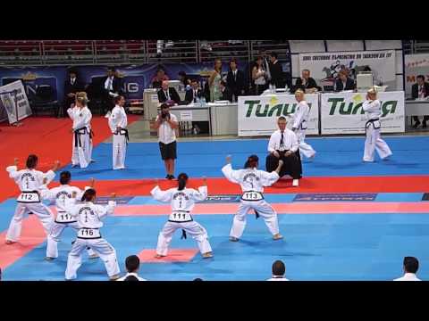 DPR Korea Female Team Pattern Toi Gye. 2013 ITF World Championships