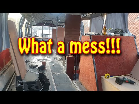 Building an awesome nightliner from a standard Neoplan Skyliner (Part II)