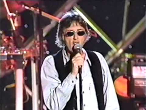 Three Dog Night - Mamma Told Me Not To Come 1993