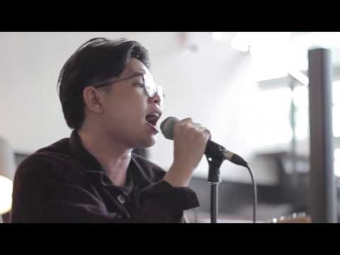Juicy Luicy - Gurun Hujan [LIVE at MUSICEGO]