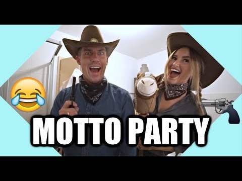 WILD COSTUMES 💥 | September 22, 2018 | DailyMandT