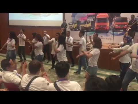 Mitsubishi Goyang Tetew terheboh