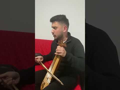 Can Kabil - Yaşum on beş on altı (Canlı Performans)