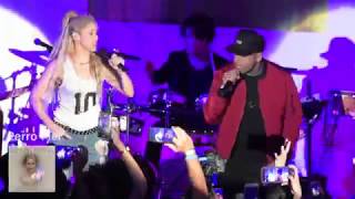 Shakira y Nicky Jam - Perro fiel en vivo (Multicamara)