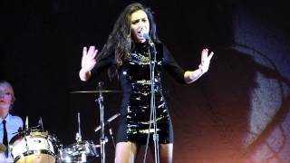Charli XCX - Lock You Up live Manchester arena 20-03-2013