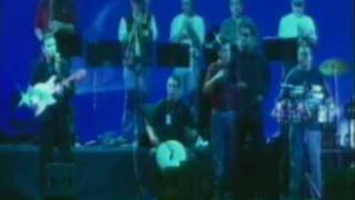 Me Cuentan Lyrics English Translation