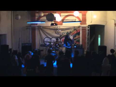 download lagu mp3 mp4 Mandingo Madness 3, download lagu Mandingo Madness 3 gratis, unduh video klip Mandingo Madness 3
