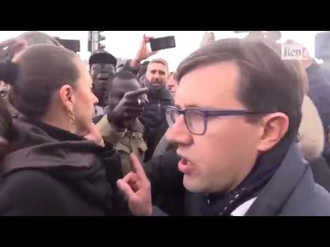 6 Marzo 2018 - Firenze - Nardella (PD) viene insultato e riceve sputi