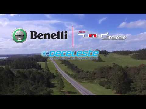 Deceleste - Test Drive BENELLI TNT300 Modo 2 Noviembre 2017